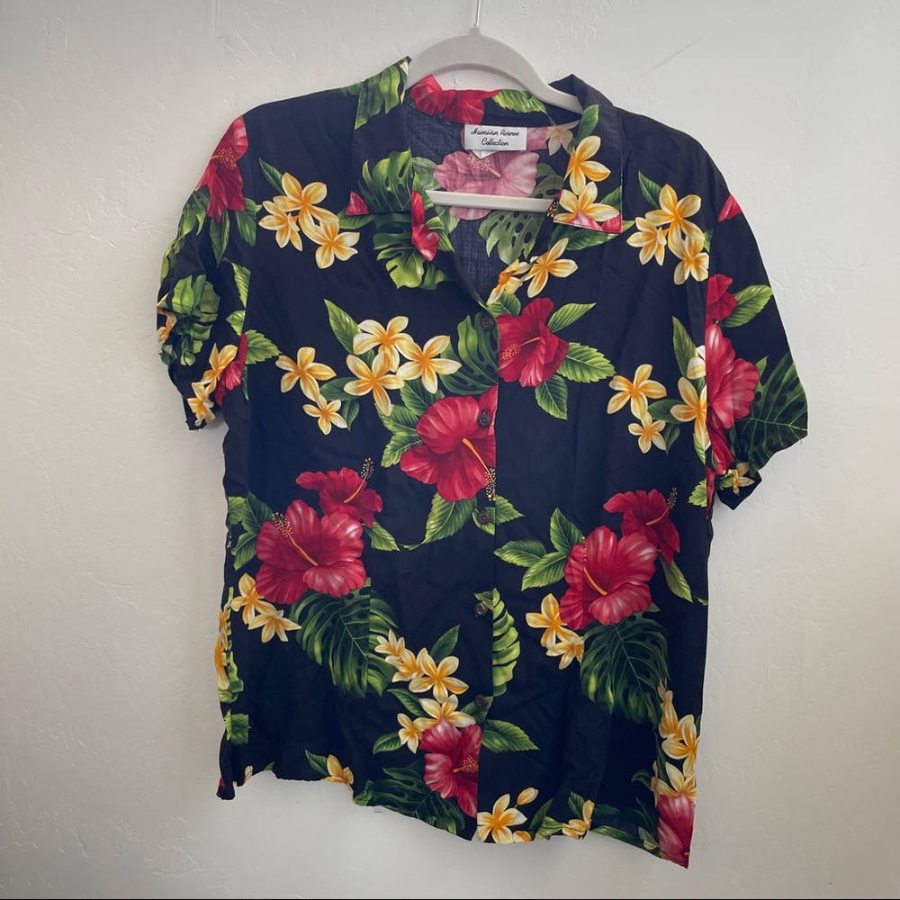Hawaiian shirt